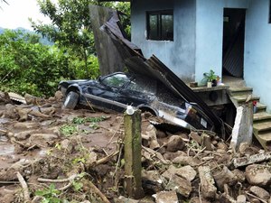 Baixada Santista tem 41 desaparecidos depois das chuvas
