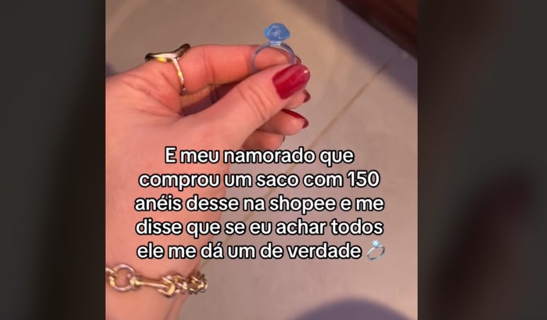 [Vídeo] Jovem é desafiada a encontrar 150 anéis de plásticos para se casar