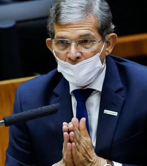 Bolsonaro decide trocar presidente da Petrobras