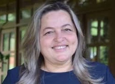 Ex-prefeita de Passo de Camaragibe comemora cassação do prefeito Ellisson Santos pelo TRE-AL