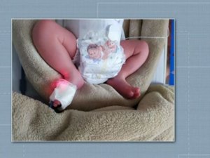 PMs encontram recém-nascida em caixa de sapato
