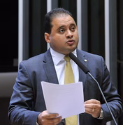 Nova fase da Operação Sem Desconto mira parentes do líder do PDT no Senado