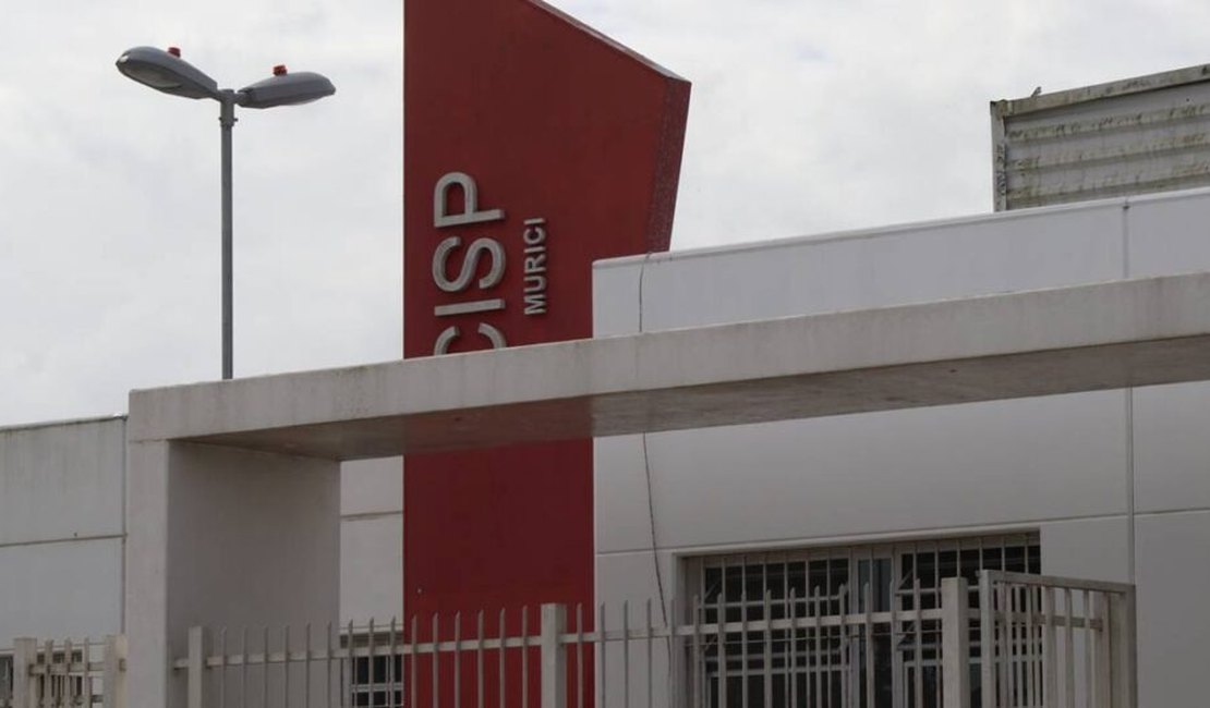 Homem é preso em flagrante por stalking e ameaça contra ex-companheira e atual namorado dela