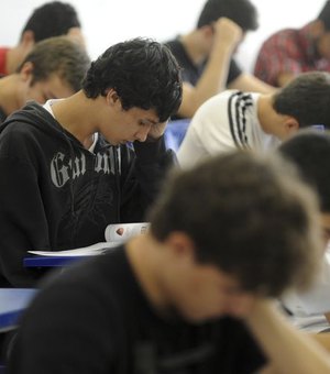 Quadrilha distribuiu mais de 350 mil diplomas escolares falsos