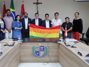 Grupo Gay de Maceió pede apoio do MPAL em ações contra lei sobre menores na Parada LGBTQIAPN+
