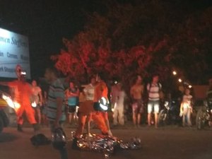 Colisão entre motos e carreta deixa vítima fatal na BR-104