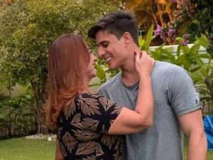Gritaria, sangue e ambulância: mãe de Neymar briga com namorado