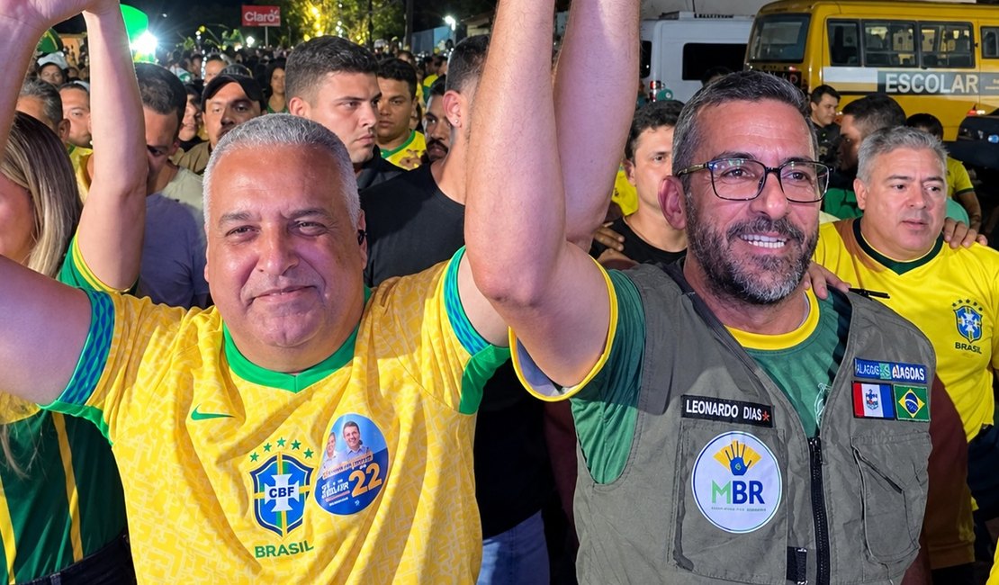 Ao lado de Alfredo Gaspar, Leonardo Dias participa de Arrastão da Direita em apoio a Flávio Bolsonaro