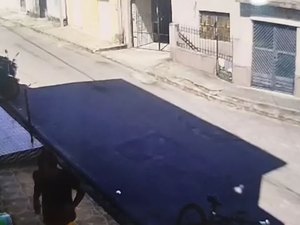 Homem tenta estuprar comerciante após anunciar assalto em loja na cidade de São Sebastião