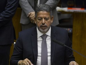 Arthur Lira se reúne com Aras nesta segunda (16) para cobrar punição dos envolvidos nos atos do dia 8 nos três Poderes