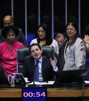 Câmara dos Deputados aprova licença menstrual de até dois dias