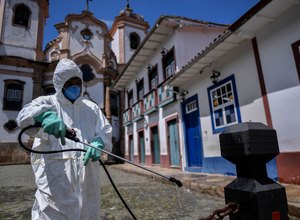 Pesquisa mostra que luz do sol mata coronavírus rapidamente em superfícies e no ar