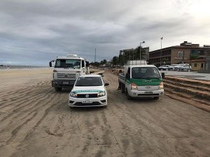 Prefeitura retira carrinhos e carrocinhas da Praia de Maragogi