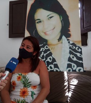[Vídeo] Caso Roberta Dias: em entrevista ao 7Segundos  mãe da jovem e delegado acreditam em desfecho do caso