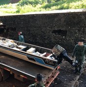 PF apreende meia tonelada de maconha em embarcação no Rio Paraná