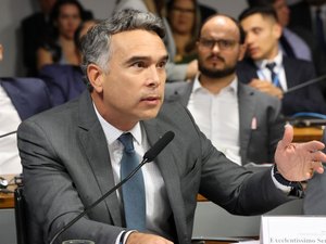 Deputado Rafael Brito apresenta PL que veta incentivos fiscais a empresas que causem danos ao meio ambiente