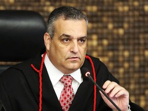 MPE pede novo afastamento de Arnaldo Higino preso recebendo propina, em Campo Grande