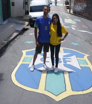 Torcedores pintam rua para torcer pelo Brasil em Porto Calvo
