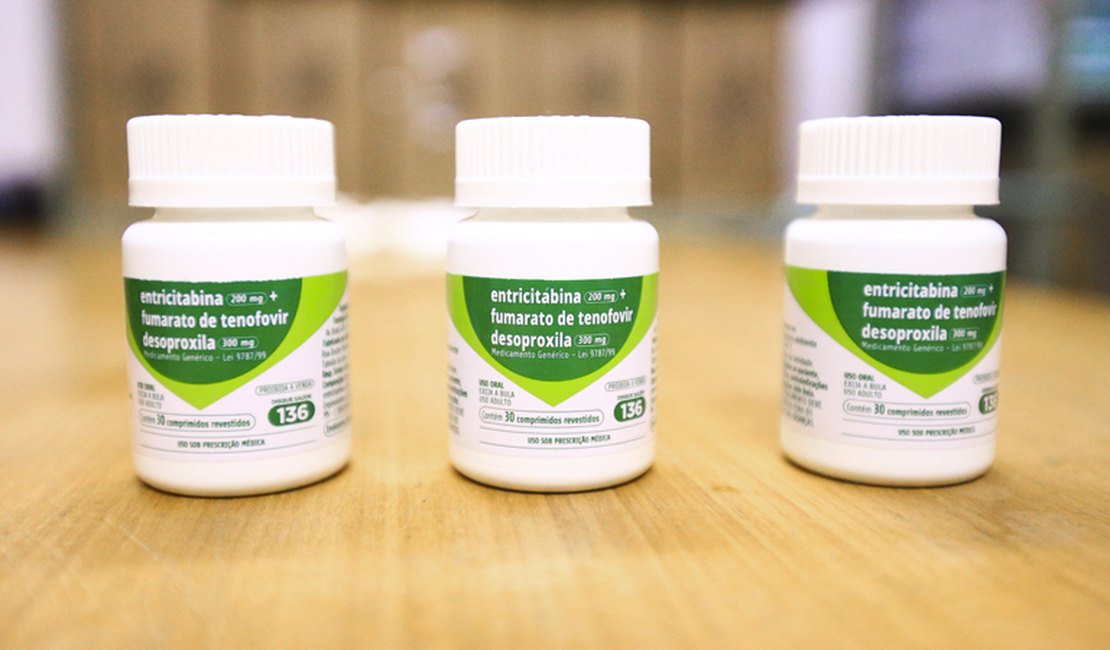 Medicamentos contra o HIV estão disponíveis pelo SUS em Maceió