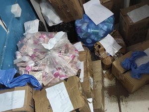 Polícia autua com carga de medicamentos sem nota fiscal na cidade de Pilar