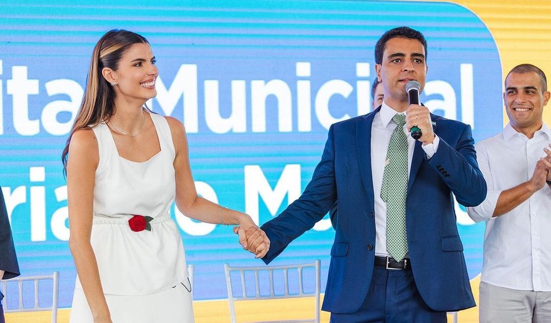 JHC repete estratégia eleitoral e lança programa de rádio para Marina Candia de olho em 2026