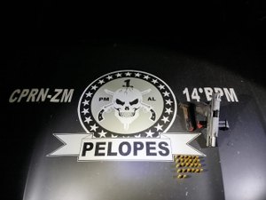 Homem é preso por porte ilegal de arma de fogo no município de Joaquim Gomes