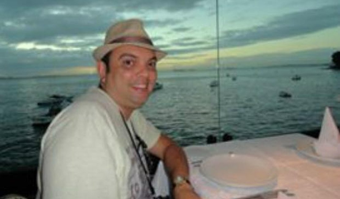 Jornalista foi morto em motel após ter sido dopado, diz polícia