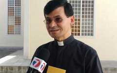 Padre Antônio Lopes, pároco da Paróquia de São José, em Arapiraca