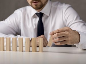 Empreender sob pressão: taxações, instabilidade internacional e os caminhos estratégicos para crescer em tempos desafiadores