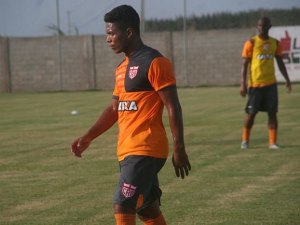 CRB tem dúvida na lateral direita e o volante Jorginho não enfrenta o Oeste  