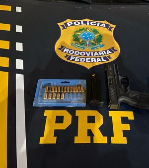 Suspeito de receptação e porte ilegal de arma de fogo é preso pela PRF em São Sebastião