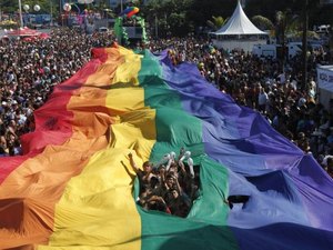 Justiça permite que psicólogos tratem homossexualidade como doença