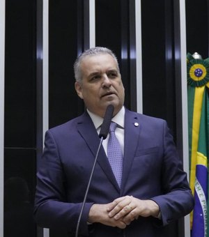 Deputado Alfredo Gaspar denuncia na Câmara que contador de Lula é o mesmo do PCC