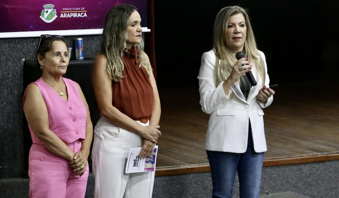 Delegadas realizam palestra sobre enfrentamento à violência doméstica, em Arapiraca