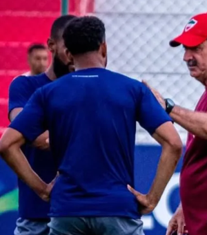 Jogadores do CSE paralisam treinos por atraso de salários em Palmeira dos Índios