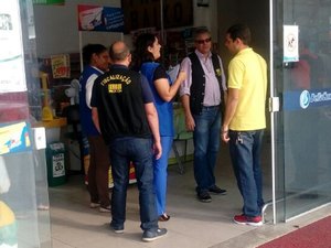 Procon Arapiraca deflagra operação em supermercados e atacadistas