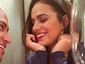 Marquezine volta a seguir Anitta, mas deixa Neymar de fora no Insta