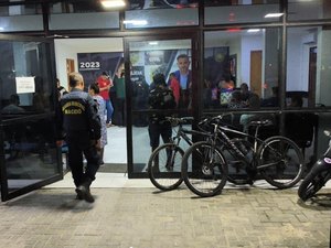 Guarda Municipal apreende suspeitos de roubo de bicicletas na orla de Maceió