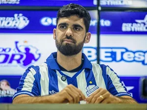 Zagueiro Rayan desfalca CSA contra o Uberlândia