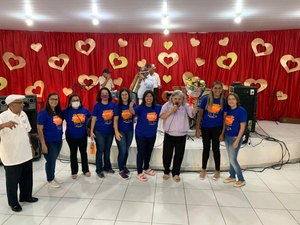 [Vídeo] Vereadora e equipe RenovAção participam das atividades comemorativas ao Dia dos Pais