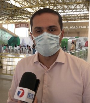 [Vídeo] Secretário de Saúde pede colaboração de todos para evitar endurecimento de regras durante pandemia