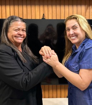 Apoio em 2022 garantiu vaga de vice da Tia Júlia a Sheila Duarte em Palmeira dos Índios