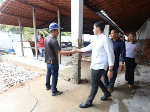 Obras de manutenção predial da Escola Petronila de Gouveia estão avançadas