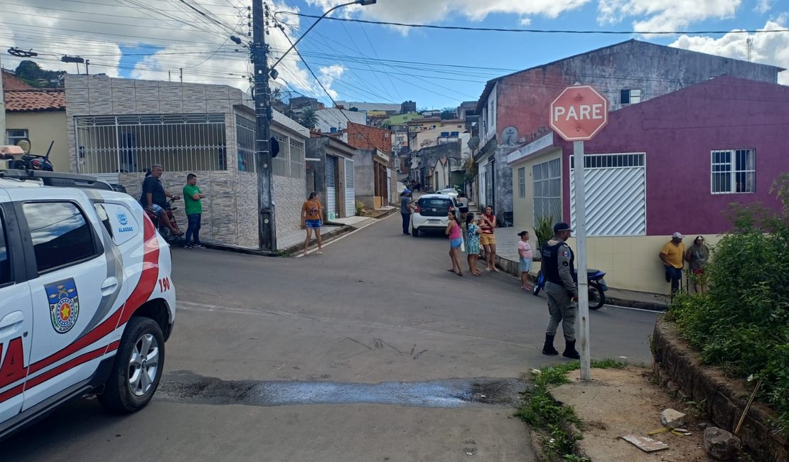 Colisão entre motocicletas deixa dois feridos em cruzamento de Água Branca