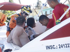Turista se desequilibra de lancha e desloca o braço em Maragogi