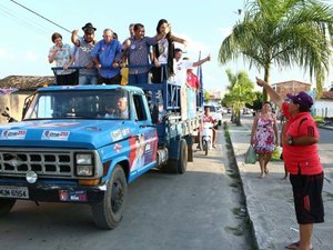 Biu é recepcionado com festa no sertão alagoano