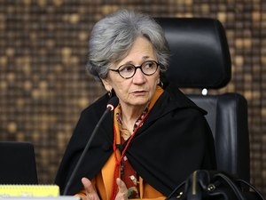 Desembargadora Elisabeth Carvalho assume direção da Escola Superior da Magistratura