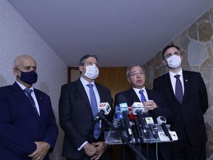 Lira e Pacheco mantêm votação de auxílio e de medidas de ajuste