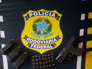 PRF prende homem por porte ilegal de arma em Palmeira dos Índios