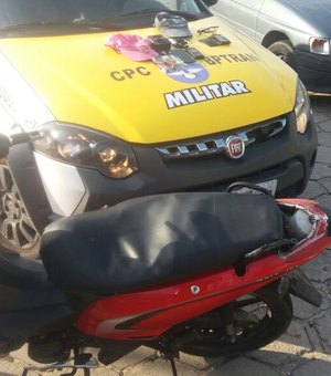 Dupla de assaltantes faz um 'cata', mas são presos pela polícia